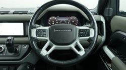 2023 (23) LAND ROVER DEFENDER 3.0 D250 SE 110 5dr Auto 5223684