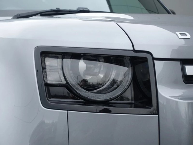 2023 (23) LAND ROVER DEFENDER 3.0 D250 SE 110 5dr Auto 5223688