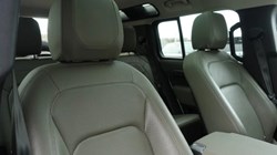 2023 (23) LAND ROVER DEFENDER 3.0 D250 SE 110 5dr Auto 5223712