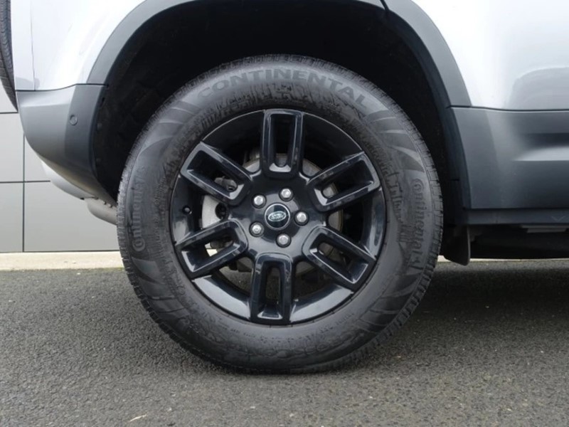 2023 (23) LAND ROVER DEFENDER 3.0 D250 SE 110 5dr Auto 5223696