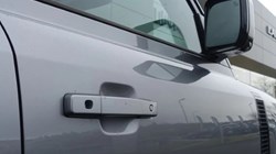 2023 (23) LAND ROVER DEFENDER 3.0 D250 SE 110 5dr Auto 5223694