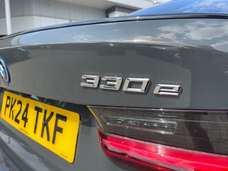 2024 (24) BMW 3 SERIES 330e xDrive M Sport 4dr Step Auto 3386915