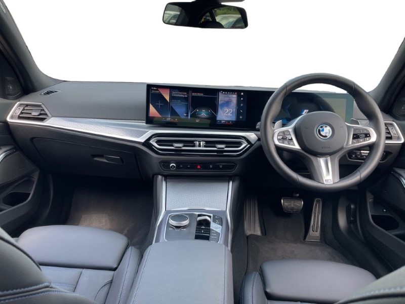 2024 (24) BMW 3 SERIES 330e xDrive M Sport 4dr Step Auto 3386877