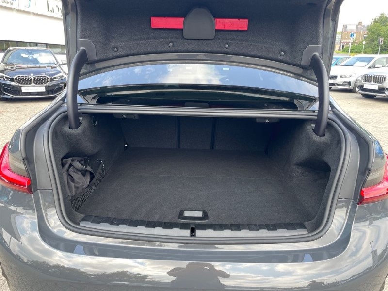 2024 (24) BMW 3 SERIES 330e xDrive M Sport 4dr Step Auto 3386886