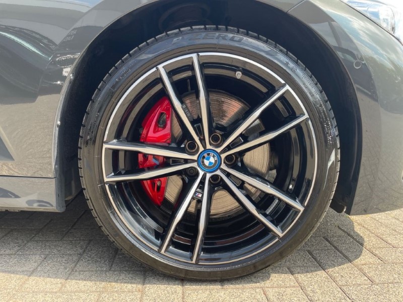 2024 (24) BMW 3 SERIES 330e xDrive M Sport 4dr Step Auto 3386887