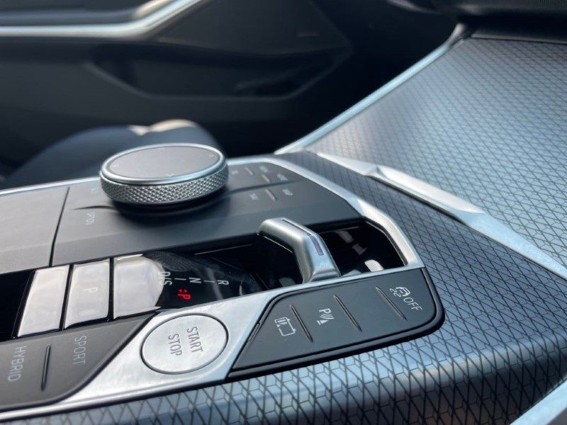 2024 (24) BMW 3 SERIES 330e xDrive M Sport 4dr Step Auto 3386906