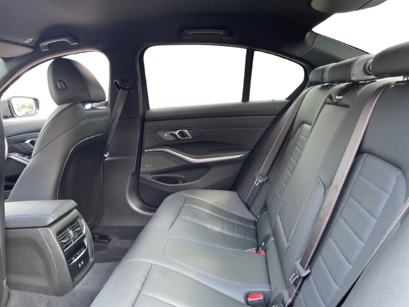 2024 (24) BMW 3 SERIES 330e xDrive M Sport 4dr Step Auto 3386885