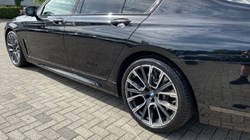 2021 (21) BMW 7 SERIES 730d M Sport 4dr Auto 3414946
