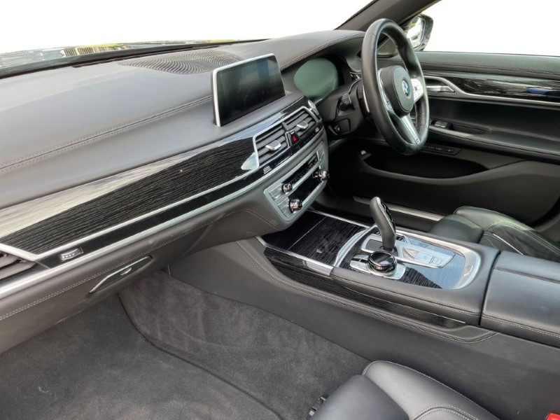 2021 (21) BMW 7 SERIES 730d M Sport 4dr Auto 3414907