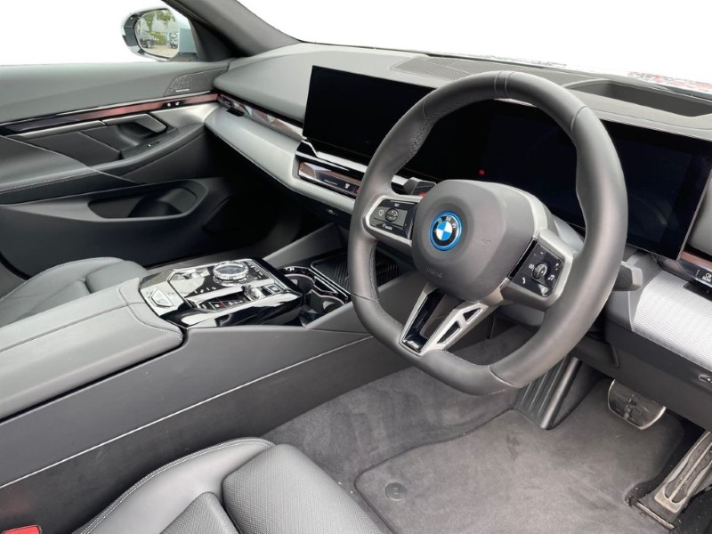 2024 (24) BMW I5 250kW eDrive40 M Sport 84kWh 4dr Auto 3399801