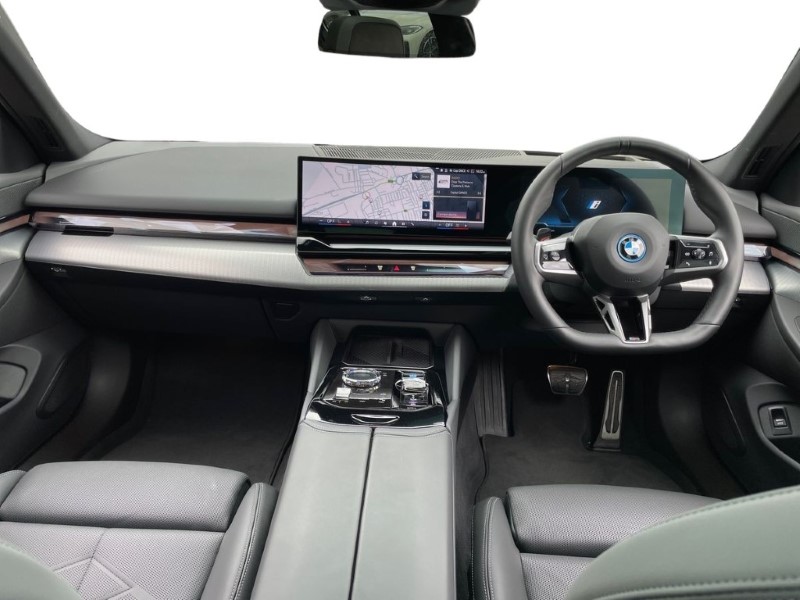 2024 (24) BMW I5 250kW eDrive40 M Sport 84kWh 4dr Auto 3399799