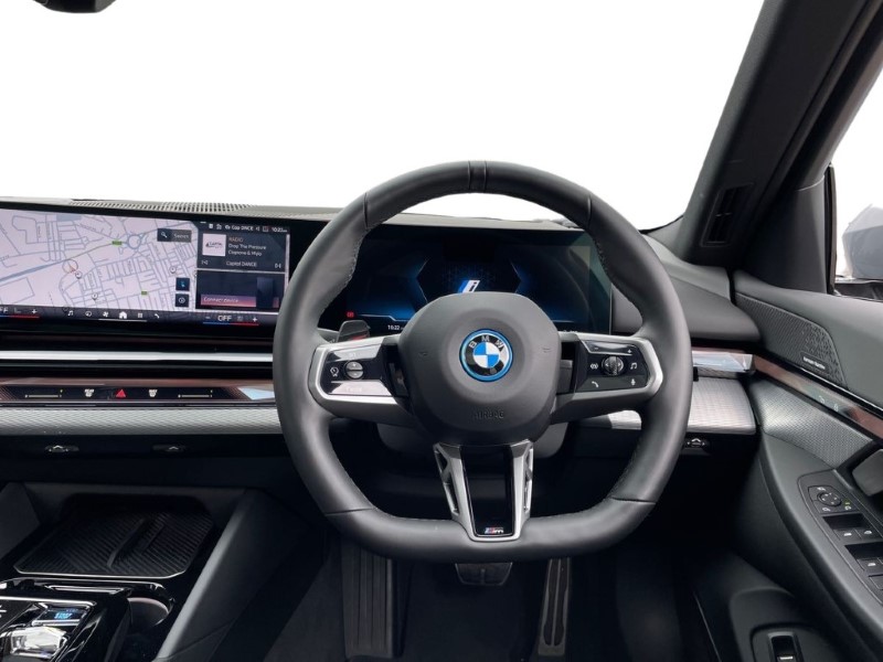 2024 (24) BMW I5 250kW eDrive40 M Sport 84kWh 4dr Auto 3399800