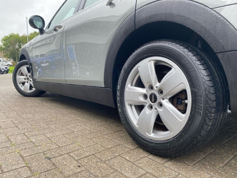 2019 (19) MINI CLUBMAN 1.5 Cooper Classic 6dr 3460678