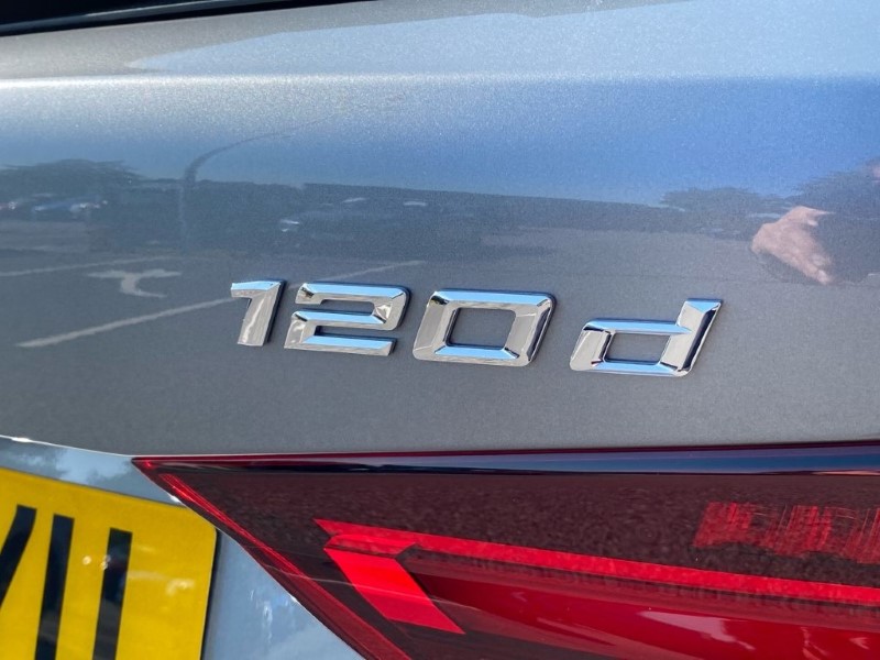 2023 (73) BMW 1 SERIES 120d M Sport 5dr Step Auto [Live Cockpit Pro] 3479367