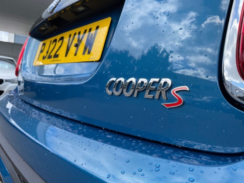 2022 (22) MINI HATCHBACK 2.0 Cooper S Exclusive 5dr Auto 3495361