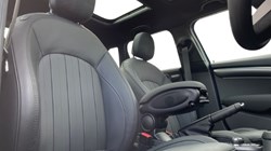 2022 (22) MINI HATCHBACK 2.0 Cooper S Exclusive 5dr Auto 3495331