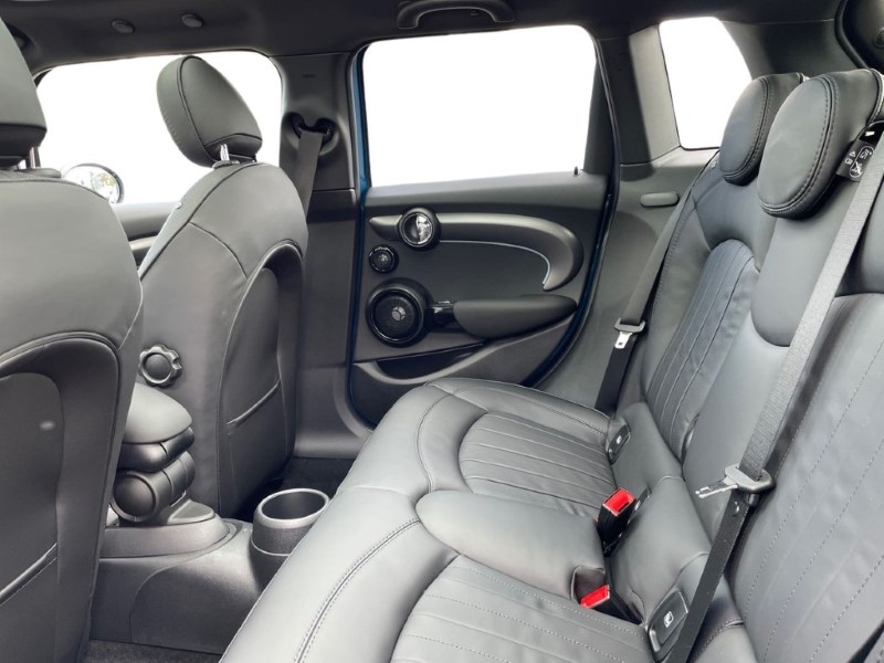 2022 (22) MINI HATCHBACK 2.0 Cooper S Exclusive 5dr Auto 3495332