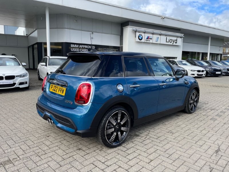 2022 (22) MINI HATCHBACK 2.0 Cooper S Exclusive 5dr Auto 3495363