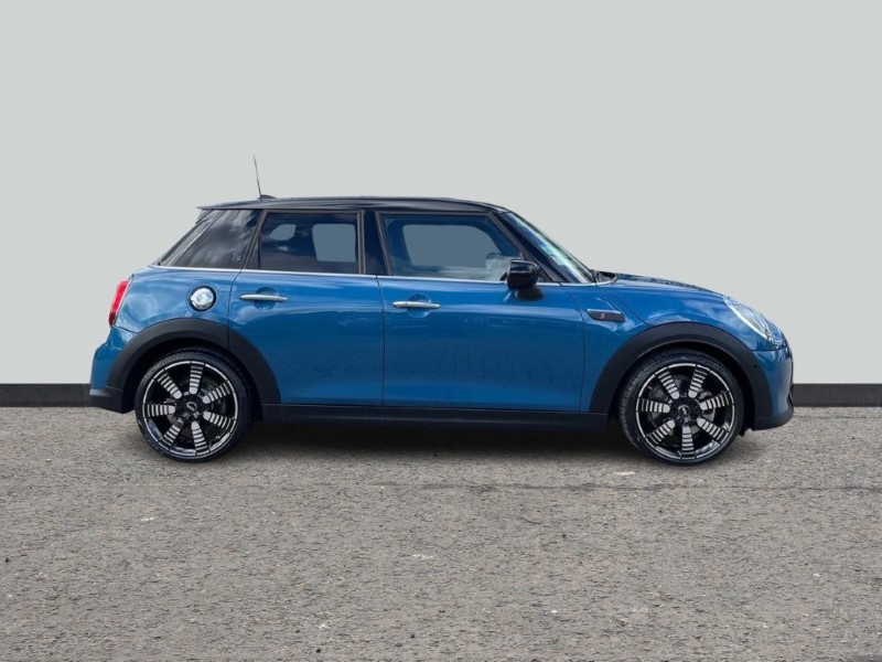 2022 (22) MINI HATCHBACK 2.0 Cooper S Exclusive 5dr Auto 3495323
