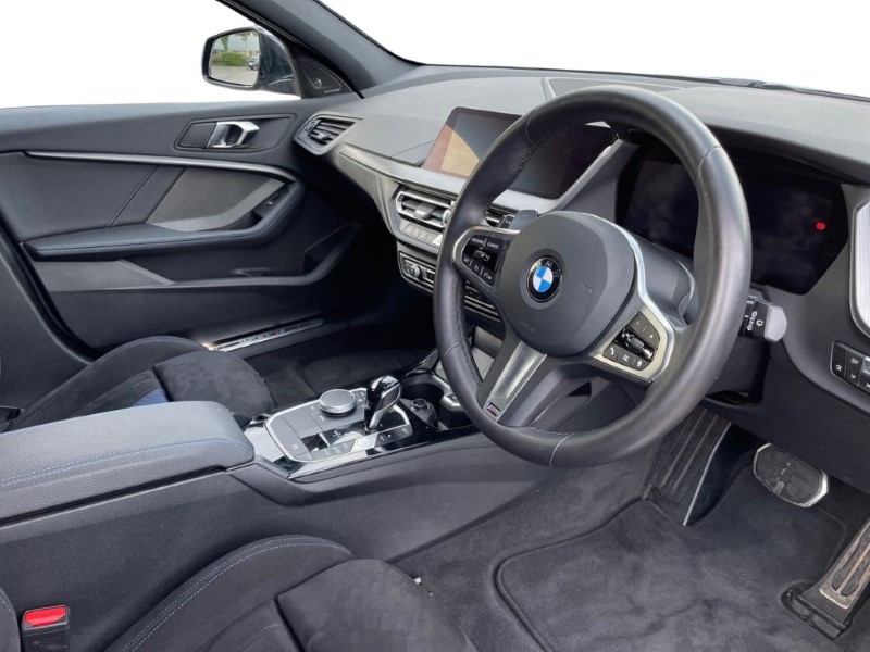 2023 (73) BMW 1 SERIES M135i xDrive 5dr Step Auto 3501861