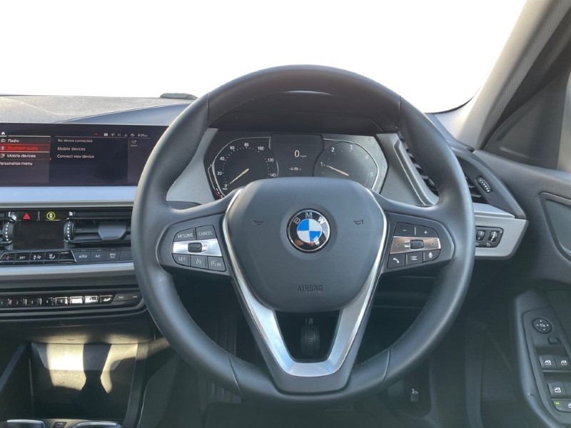 2020 (70) BMW 1 SERIES 116d SE 5dr 3497755