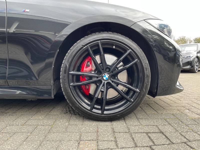 2022 (22) BMW 3 SERIES 320i xDrive M Sport 4dr Step Auto 3529802