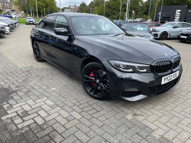 2022 (22) BMW 3 SERIES 320i xDrive M Sport 4dr Step Auto 3529827