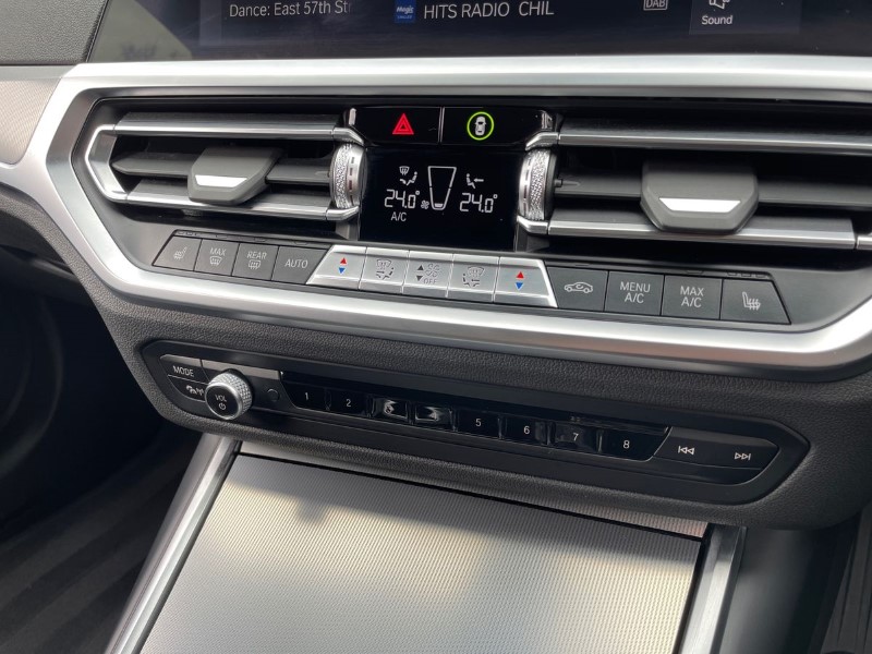 2022 (22) BMW 3 SERIES 320i xDrive M Sport 4dr Step Auto 3529817