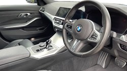 2022 (22) BMW 3 SERIES 320i xDrive M Sport 4dr Step Auto 3529794