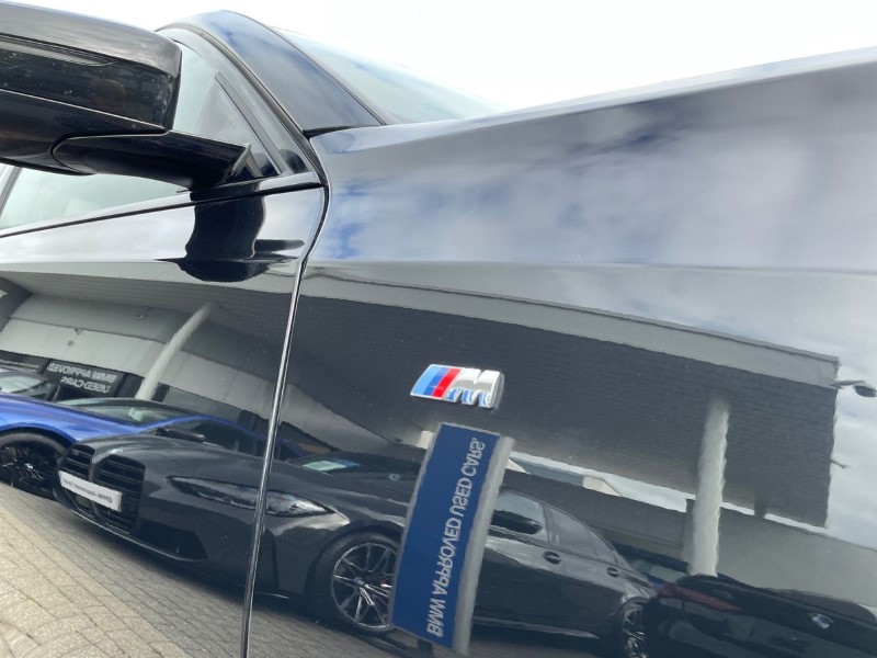 2022 (22) BMW 3 SERIES 320i xDrive M Sport 4dr Step Auto 3529826