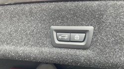 2022 (22) BMW 3 SERIES 320i xDrive M Sport 4dr Step Auto 3529823