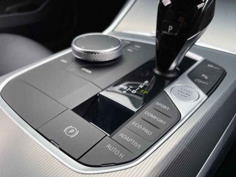 2022 (22) BMW 3 SERIES 320i xDrive M Sport 4dr Step Auto 3529807