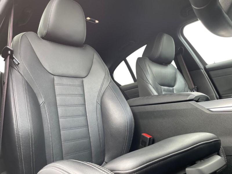 2022 (22) BMW 3 SERIES 320i xDrive M Sport 4dr Step Auto 3529799