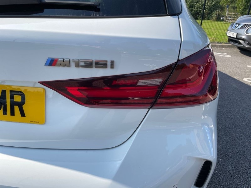 2021 (21) BMW 1 SERIES M135i xDrive 5dr Step Auto 3515386