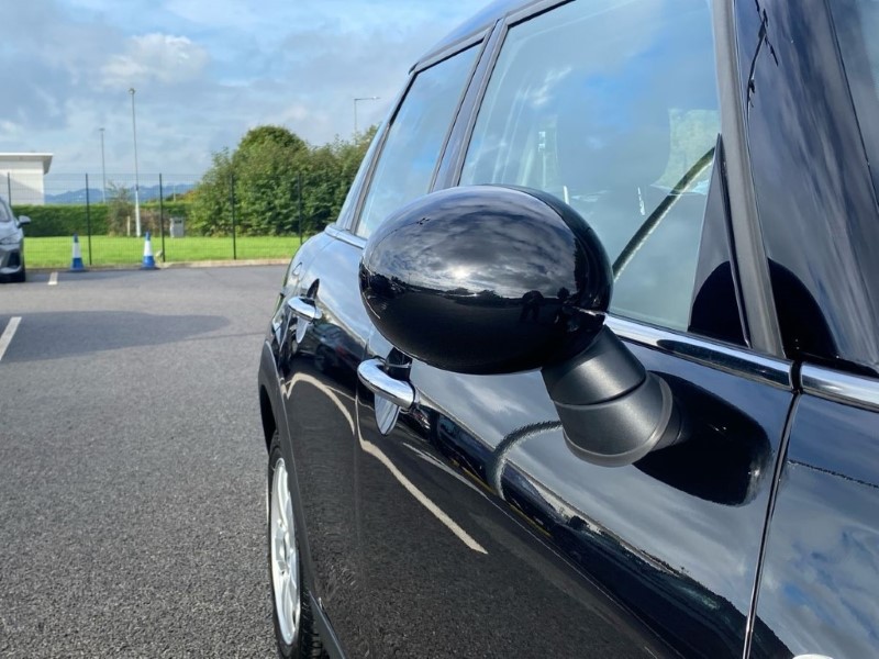 2019 (69) MINI HATCHBACK 1.5 Cooper Classic II 5dr 3532494