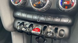 2019 (69) MINI HATCHBACK 1.5 Cooper Classic II 5dr 3532464