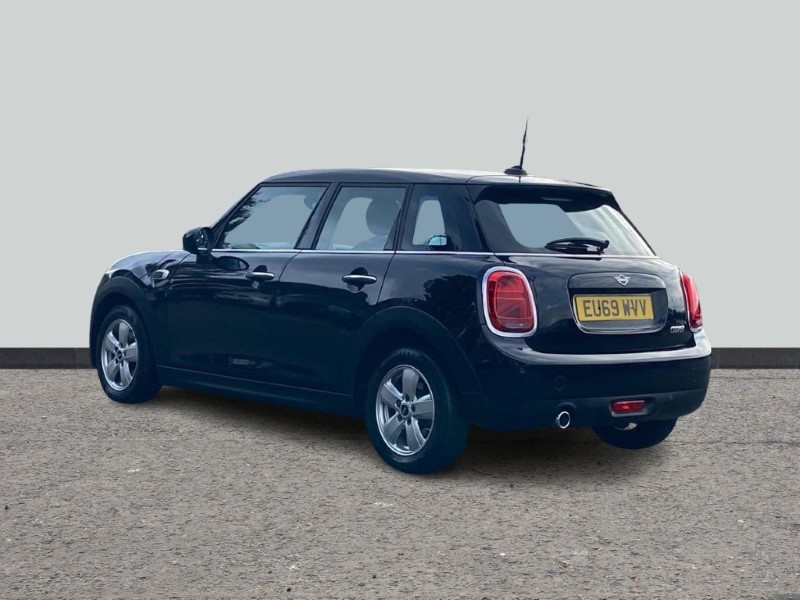 2019 (69) MINI HATCHBACK 1.5 Cooper Classic II 5dr 3532447