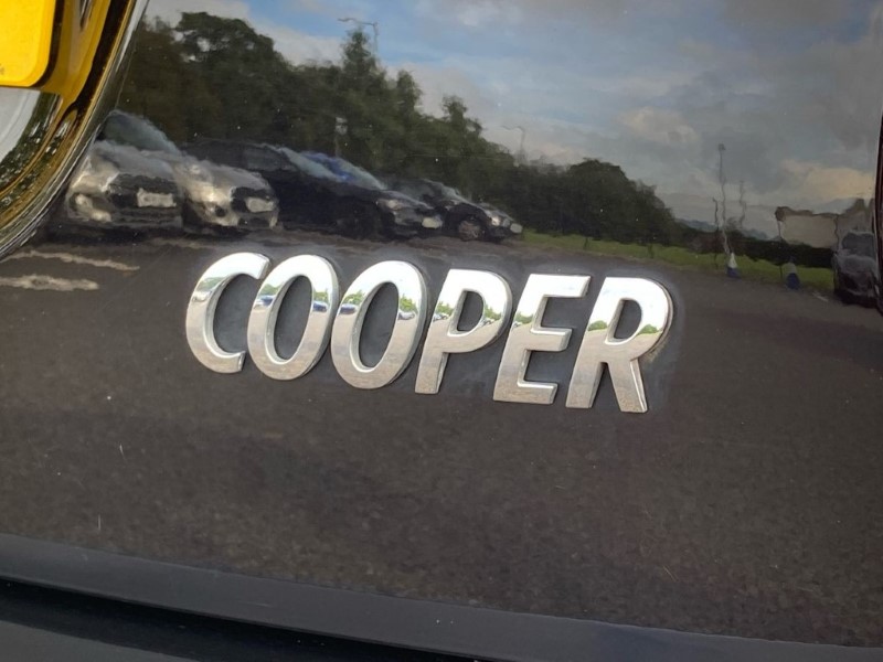 2019 (69) MINI HATCHBACK 1.5 Cooper Classic II 5dr 3532490