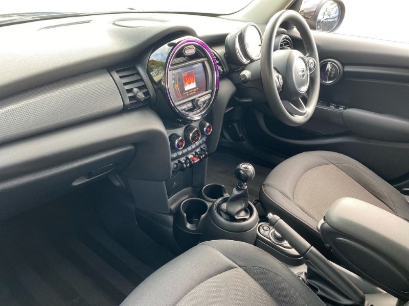 2019 (69) MINI HATCHBACK 1.5 Cooper Classic II 5dr 3532452