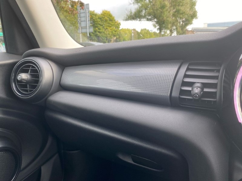 2019 (69) MINI HATCHBACK 1.5 Cooper Classic II 5dr 3532476