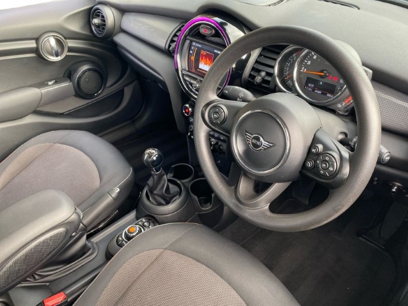 2019 (69) MINI HATCHBACK 1.5 Cooper Classic II 5dr 3532451