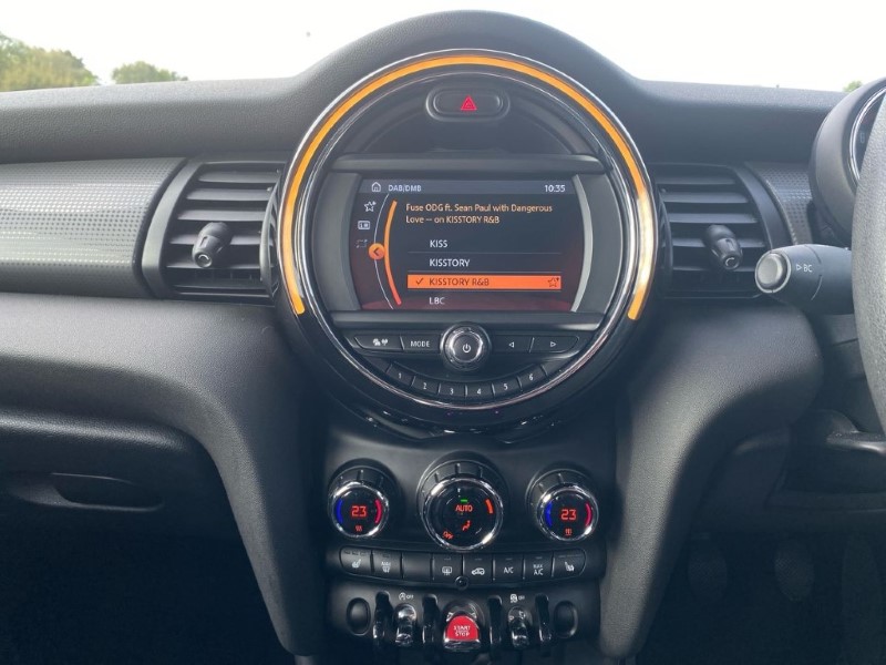 2019 (69) MINI HATCHBACK 1.5 Cooper Classic II 5dr 3532453