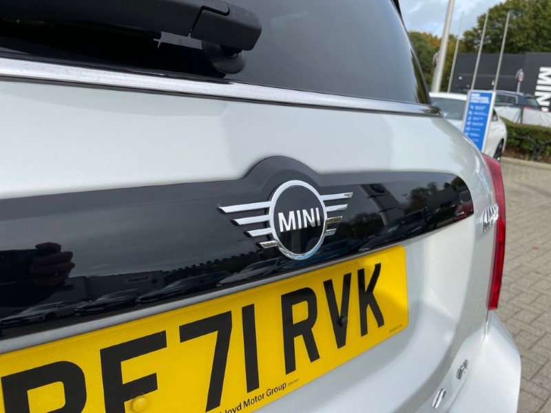 2022 (71) MINI COUNTRYMAN 1.5 Cooper Classic 5dr 3569745