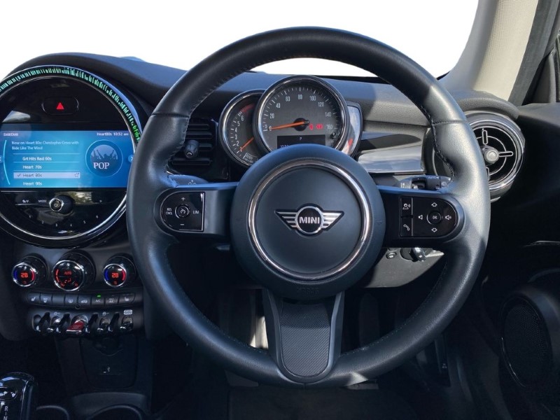 2022 (72) MINI HATCHBACK 1.5 Cooper Classic 3dr Auto 3540270