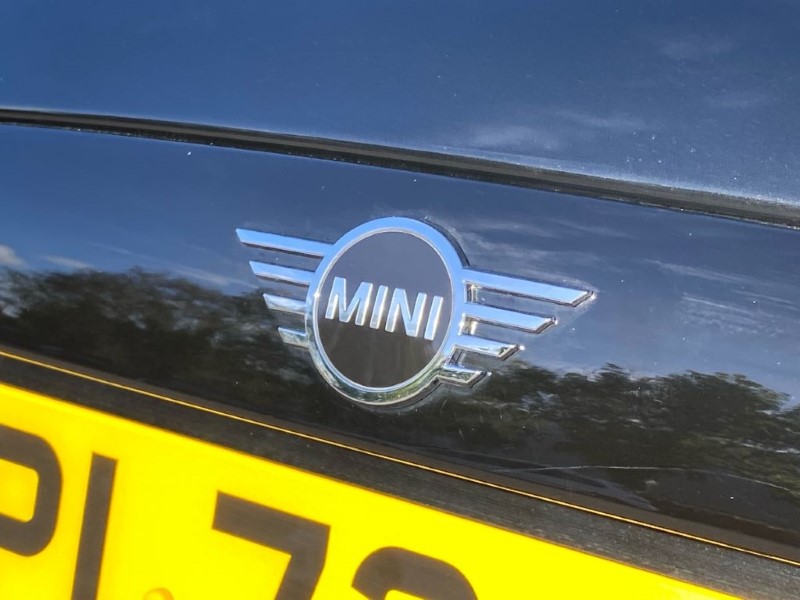 2022 (72) MINI HATCHBACK 1.5 Cooper Classic 3dr Auto 3540307