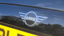 2022 (72) MINI HATCHBACK 1.5 Cooper Classic 3dr Auto 3540307