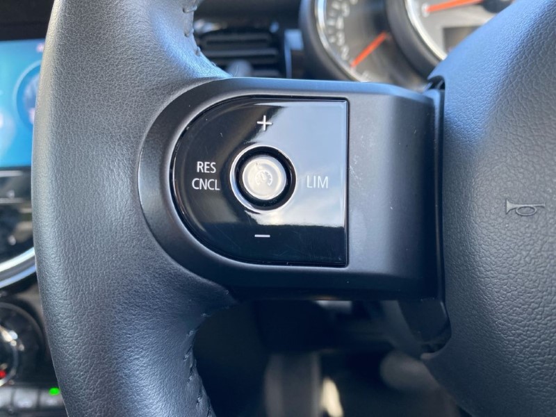 2022 (72) MINI HATCHBACK 1.5 Cooper Classic 3dr Auto 3540282