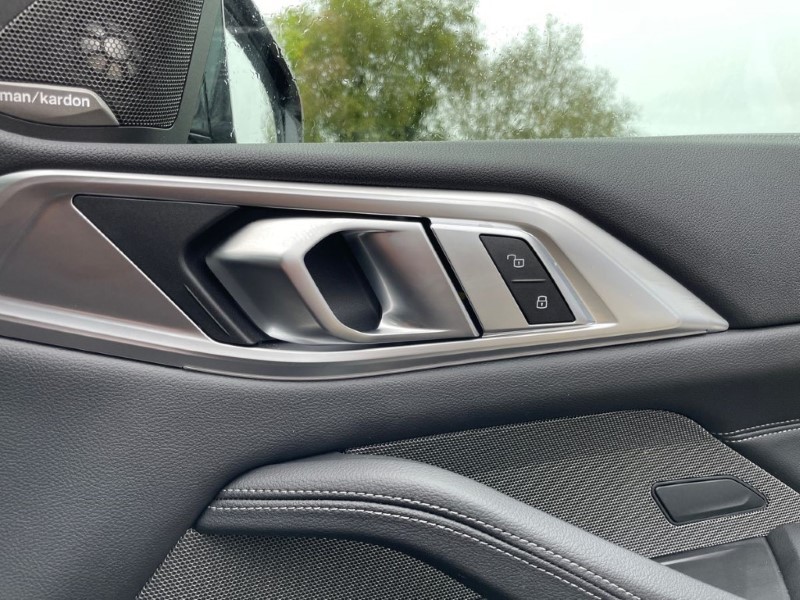 2023 (23) BMW 4 SERIES 420i xDrive M Sport Pro Edition 2dr Step Auto 3526057