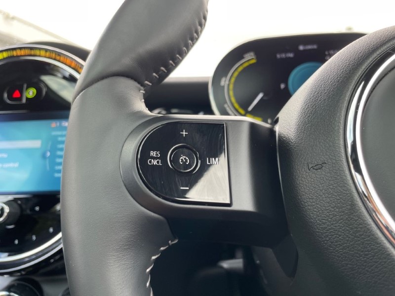 2021 (71) MINI HATCHBACK 135kW Cooper S Level 3 33kWh 3dr Auto 3574799