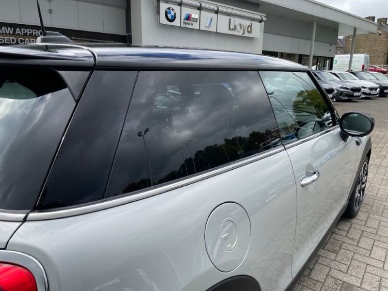 2021 (71) MINI HATCHBACK 135kW Cooper S Level 3 33kWh 3dr Auto 3574827
